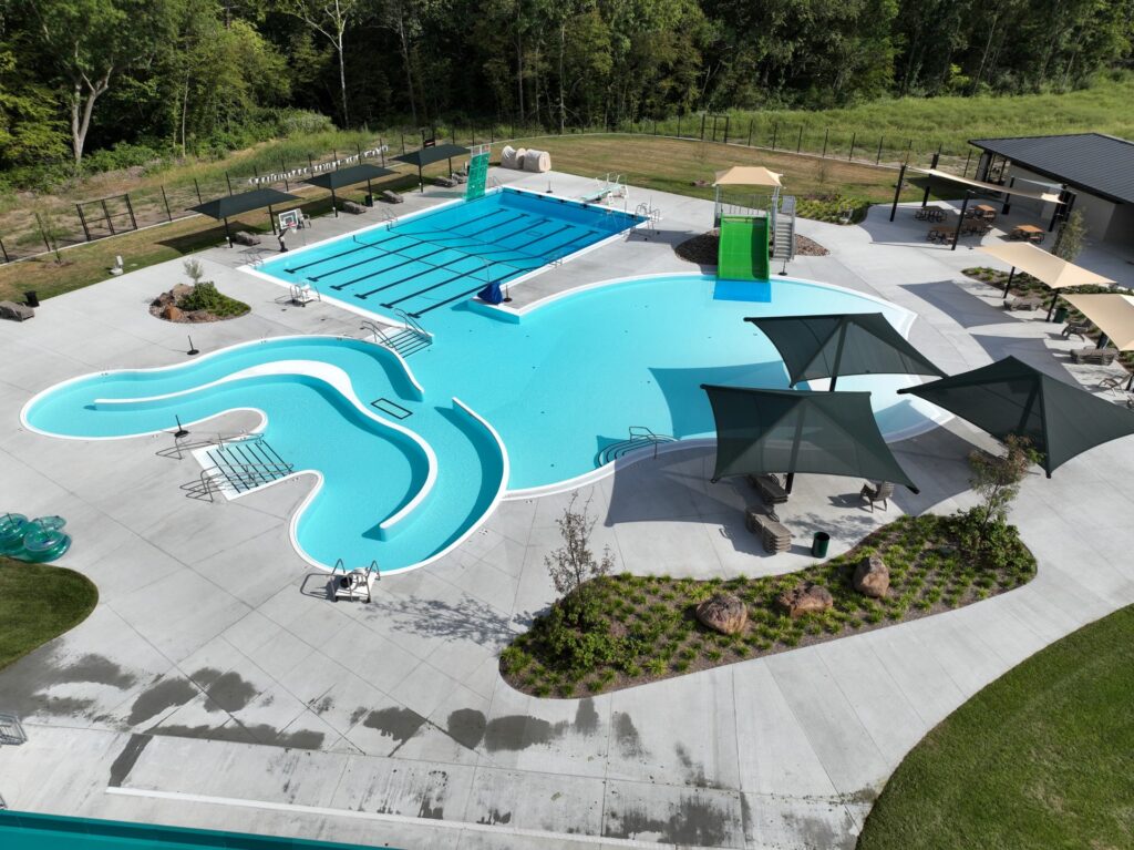 Aerial photo of the Lansing Aquatic Center in Lansing, Kansas.